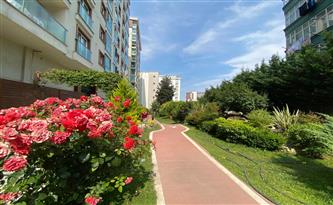 APARTMENTS FOR SALE IN İSTANBUL MAHMUTBEY NEXT TO SHOPPING MALL 